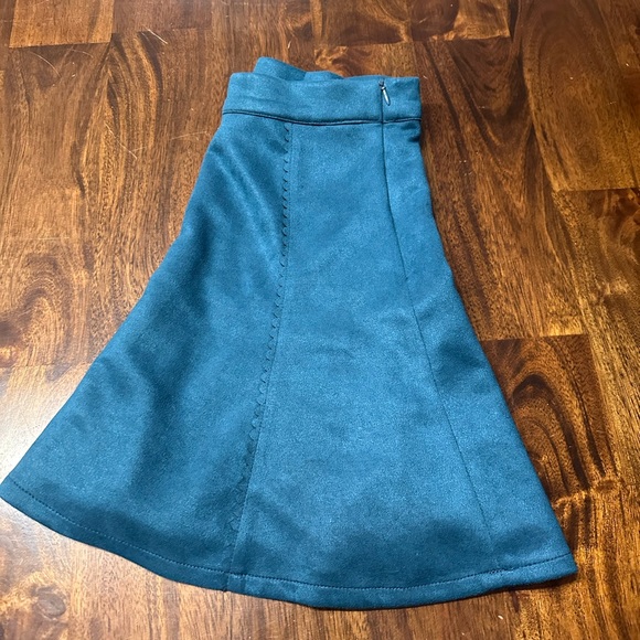 Francesca’s dark teal skirt. - Picture 3 of 3